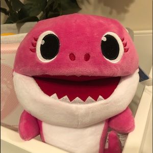 Baby shark singing Hand Puppet stuffy